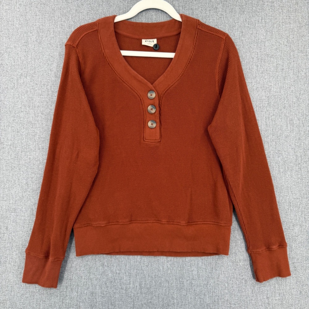 Pact Organic Cotton Waffle Knit Thermal Henley Pullover Top Rust Brown Medium
